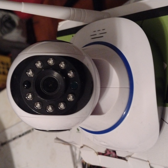 Wifi camera - Picture 3 of 3